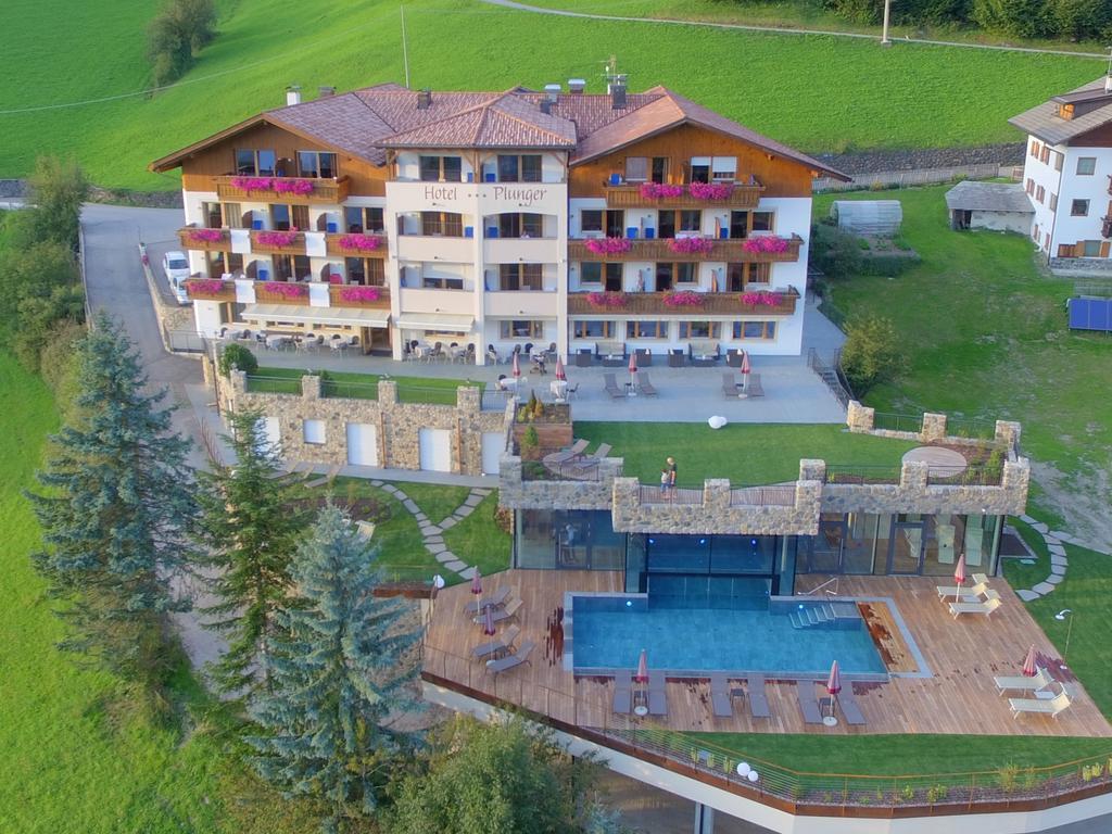 Hotel Plunger Кастельротто Екстер'єр фото